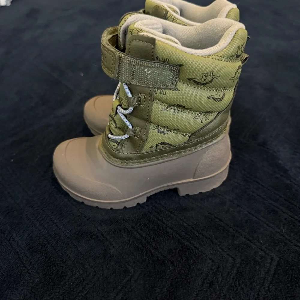 Carters Toddlers Boys Dinosaur Winter Snow Boots‎ Waterproof Size 8 Green